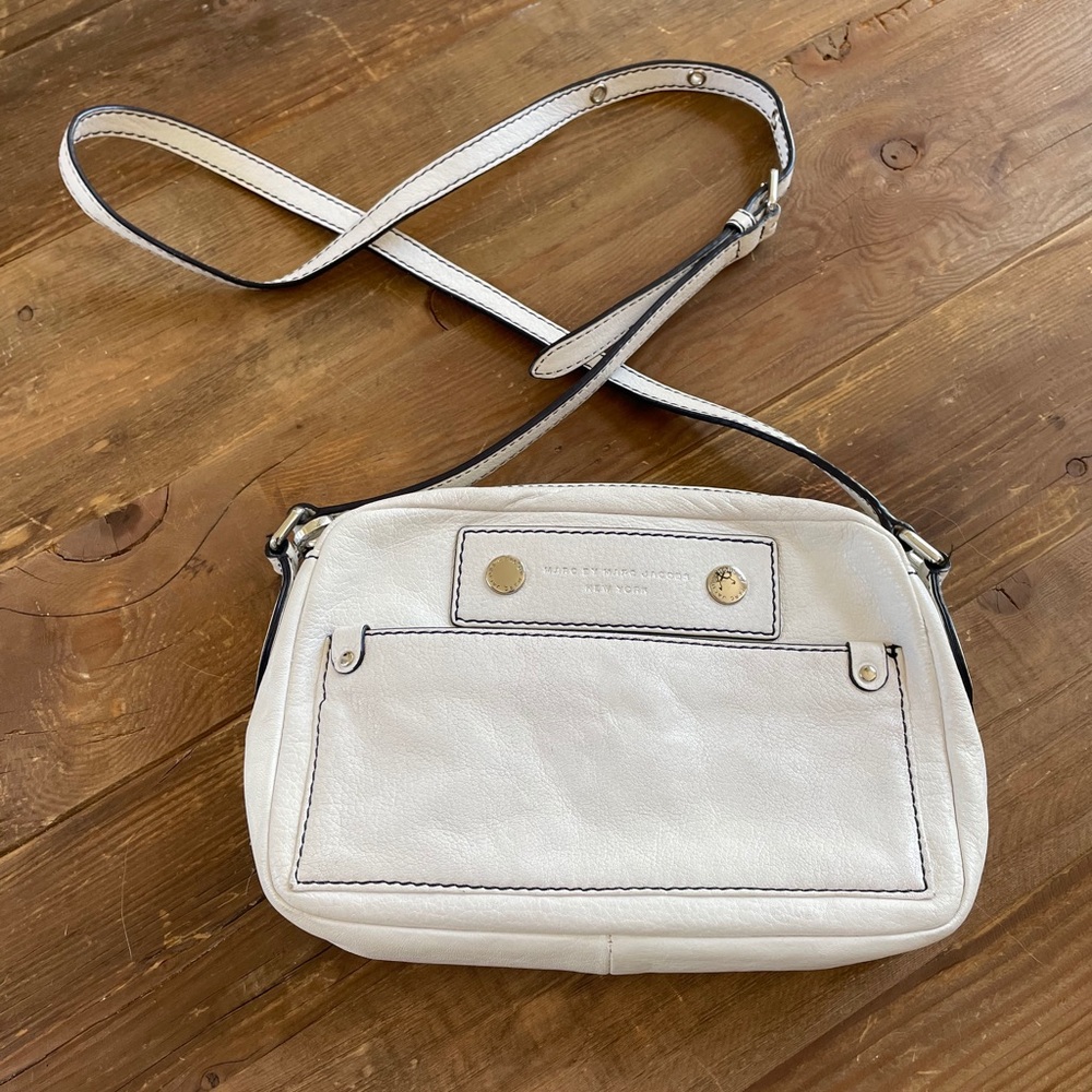Marc Jacobs Cross Body Bag